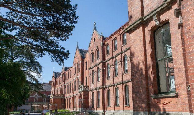 UCD Smurfit Graduate Business School